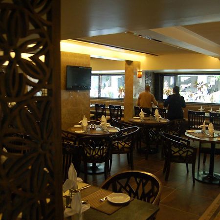 Comfort Inn President Near Ahmedabad Junction Station Exterior photo
